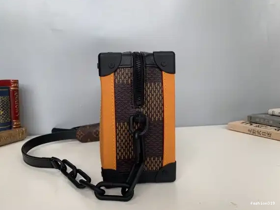 LOUIS VUITTON TRUNK SOFT 0404